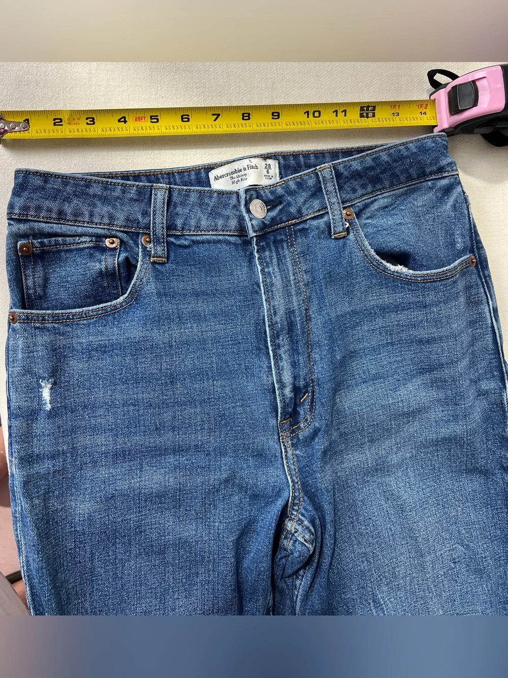 A&F The Skinny High Rise Jeans Size 28/6 Distressed Raw Hem Ankle